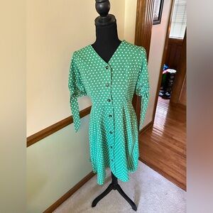 Green Polka Dotted Monte’s Los Angeles Dress Sz Large